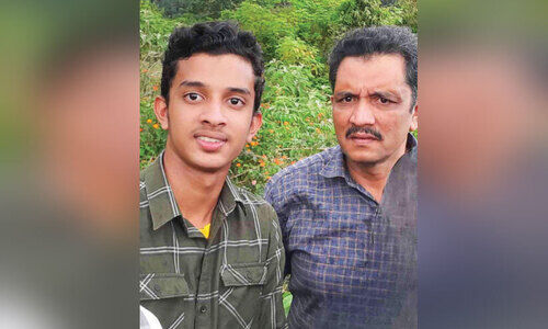 സങ്കടക്കടലിനിടയിൽ സഹദിന് പത്തരമാറ്റ് തിളക്കം