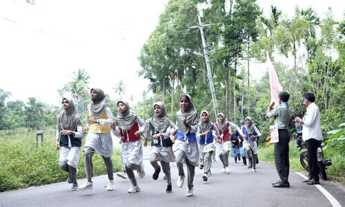 സ്​നേഹമെന്ന പുസ്തകം, കാരുണ്യമെന്ന പാഠം; സാമൂഹിക സേവനരംഗത്ത്​ വേറിട്ട്​ ചാലക്കൽ അമൽ പബ്ലിക്​ സ്കൂൾ വിദ്യാർഥികൾ