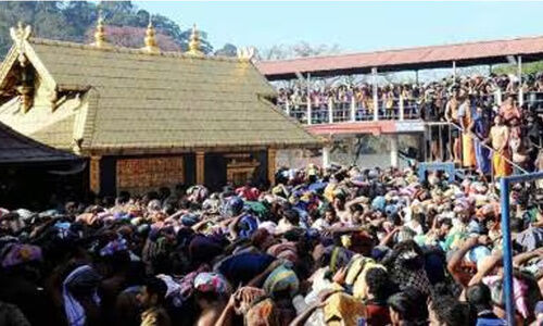 ശബരിമല യുവതി പ്രവേശനം: സത്യവാങ്മൂലത്തിൽ സർക്കാറിന് യു.ഡി.എഫിന്റെ ചെക്ക് ശബരിമല യുവതി പ്രവേശനം: സത്യവാങ്മൂലത്തിൽ സർക്കാറിന് യു.ഡി.എഫിന്റെ ചെക്ക്