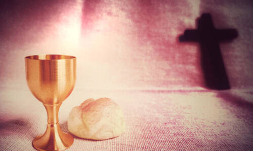 വി​ശു​ദ്ധി​യു​ടെ ഓ​ർ​മ​യി​ൽ പെ​സ​ഹാ വ്യാ​ഴം