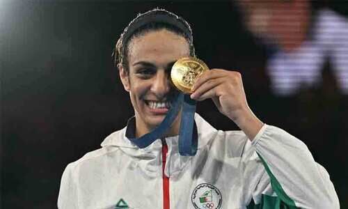 ഒളിമ്പിക്സ് മെഡൽ ജേതാവ് ഇമാനെ ഖലീഫ് സ്ത്രീയല്ലെന്ന് റിപ്പോർട്ട് ഒളിമ്പിക്സ് മെഡൽ ജേതാവ് ഇമാനെ ഖലീഫ് സ്ത്രീയല്ലെന്ന് റിപ്പോർട്ട്