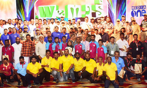 നാടൊരുമിച്ചു; ദേശത്തിന്റെ ഹീറോകൾക്ക് സ്നേഹാദരം