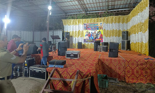 ഗാനമേളക്ക് ഒരുക്കം തകൃതി; ഒടുവിൽ പൊലീസിന്റെ ​ക്ലൈമാക്സ്