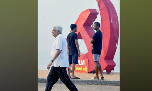 ഫാഷിസ്റ്റ് വിരുദ്ധ നിലപാടിൽ മാറ്റമില്ല - പ്രകാശ് കാരാട്ട്