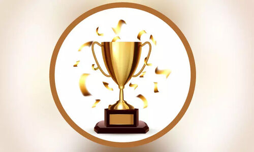 സ്വ​രാ​ജ് ട്രോ​ഫി, മ​ഹാ​ത്മാ പു​ര​സ്‌​കാ​രങ്ങൾ