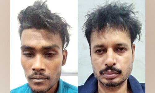 മൊബൈൽ ഫോണും പണവും മോഷ്ടിച്ച ഇതരസംസ്ഥാന തൊഴിലാളികൾ പിടിയിൽ മൊബൈൽ ഫോണും പണവും മോഷ്ടിച്ച ഇതരസംസ്ഥാന തൊഴിലാളികൾ പിടിയിൽ