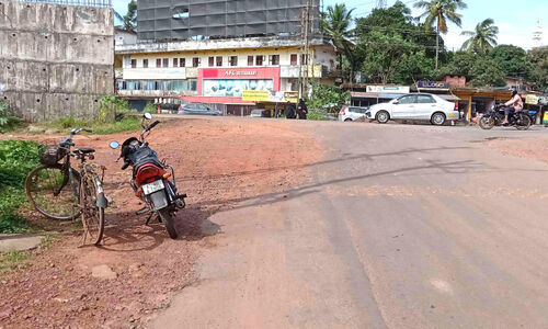 ദേശീയപാത വികസനം; നിലവിലുള്ള റോഡ് ഇല്ലാതാക്കരുത്, മേൽപാലം നിർമിക്കണം ദേശീയപാത വികസനം; നിലവിലുള്ള റോഡ് ഇല്ലാതാക്കരുത്, മേൽപാലം നിർമിക്കണം