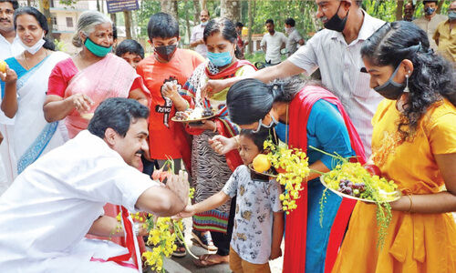 മ​ണ്ഡ​ലം നി​റ​ഞ്ഞ്​ മാ​ണി​യു​ടെ മ​ക​ൻ