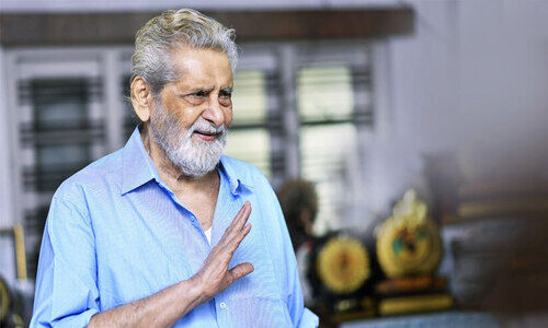 മധു, മധു മാത്രം