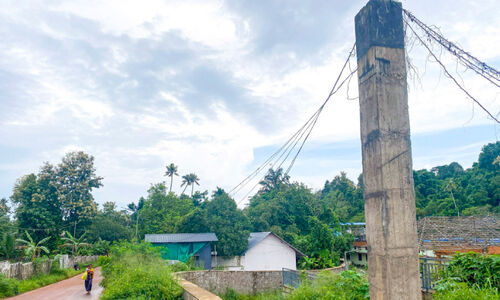 അമൃത് ഭാരത് പദ്ധതി; ഏറ്റുമാനൂര് റെയിൽവേ സ്റ്റേഷന് ഒച്ചിഴയും വേഗം അമൃത് ഭാരത് പദ്ധതി; ഏറ്റുമാനൂര് റെയിൽവേ സ്റ്റേഷന് ഒച്ചിഴയും വേഗം
