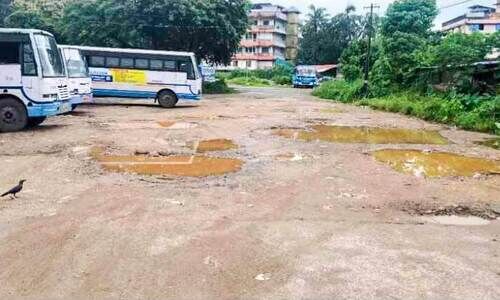 ഇട്ടിയപ്പാറയിൽ കെ.എസ്.ആർ.ടി.സി ബസ് സ്റ്റാൻഡ് ടെർമിനൽ നിർമാണം പ്രതിസന്ധിയിൽ ഇട്ടിയപ്പാറയിൽ കെ.എസ്.ആർ.ടി.സി ബസ് സ്റ്റാൻഡ് ടെർമിനൽ നിർമാണം പ്രതിസന്ധിയിൽ