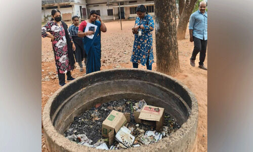 അശാസ്ത്രീയ മാലിന്യ സംസ്കരണം; ജില്ല എൻഫോഴ്സ്മെന്റ് സ്ക്വാഡിന്റെ മിന്നൽ പരിശോധന