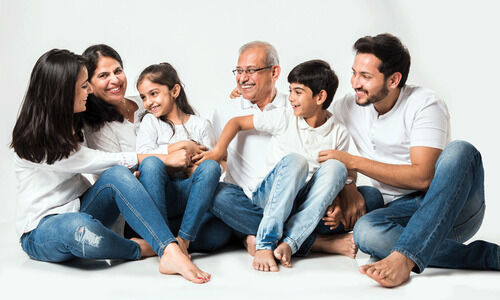 കുടുംബം എന്ന സങ്കൽപംതന്നെ അവതാളത്തിലാകുകയാണോ? ആശങ്കയിൽ കാര്യമുണ്ടോ എന്നറിയാം