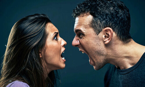 ‘ദേഷ‍്യം വന്നാൽ പിന്നെ ചുറ്റുമുള്ളതൊന്നും കാണാൻ പറ്റില്ല സാറേ’ -ജീവിതത്തെ തന്നെ തകർക്കുന്ന അമിത കോപം തടയാൻ ഒന്ന് മനസ്സുവെച്ചാൽ മതി. ഇതാ, അതിനുള്ള വഴികൾ