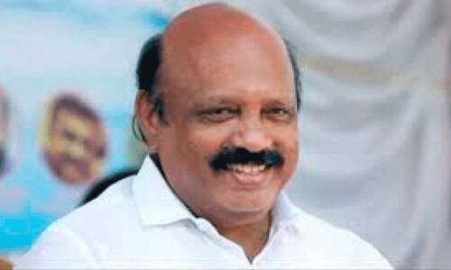 തോമസ്​ കെ. തോമസിന്​ പാർട്ടിയുടെ ക്ലീൻ ചിറ്റ്​; മന്ത്രി പദത്തിനായി വീണ്ടും നീക്കം