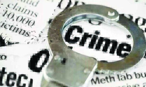 മകൾക്ക് വരനെ കണ്ടെത്താമെന്ന് വിശ്വസിപ്പിച്ച് വീട്ടമ്മയിൽ നിന്നും മന്ത്രവാദി തട്ടിയ പണം തിരികെയേൽപ്പിച്ച് യുവാക്കൾ മകൾക്ക് വരനെ കണ്ടെത്താമെന്ന് വിശ്വസിപ്പിച്ച് വീട്ടമ്മയിൽ നിന്നും മന്ത്രവാദി തട്ടിയ പണം തിരികെയേൽപ്പിച്ച് യുവാക്കൾ