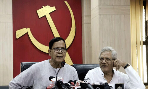 ബംഗാൾ സഖ്യം; കോൺഗ്രസിനെ ഇനിയും കാത്തുനിൽക്കാനാവില്ല -സി.പി.എം ബംഗാൾ സഖ്യം; കോൺഗ്രസിനെ ഇനിയും കാത്തുനിൽക്കാനാവില്ല -സി.പി.എം