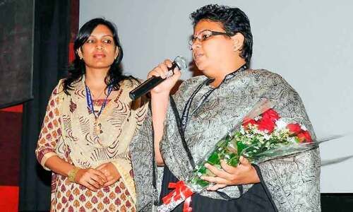 ഇഫി ഗോവയിലെ ചുവന്ന പരവതാനികൾ ഇഫി ഗോവയിലെ ചുവന്ന പരവതാനികൾ