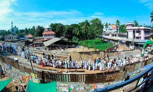 പ്രാര്‍ഥനയിൽ അലിഞ്ഞ് വിശ്വാസികള്‍; മമ്പുറം ആണ്ടുനേർച്ച ഇന്ന് കൊടിയിറങ്ങും