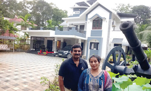 ചേർത്തലയിലെ ‘ആർമി ഹൗസി’ന്‍റെ അകവും പുറവും സ്പെഷലാണ്