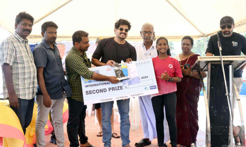 അന്താരാഷ്ട്ര സർഫിങ് ഫെസ്റ്റിവൽ സമാപിച്ചു