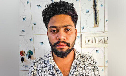 ജോലി വാഗ്ദാനം ചെയ്ത് മനുഷ്യക്കടത്ത്: ചിറ്റൂർ സ്വദേശി പിടിയിൽ