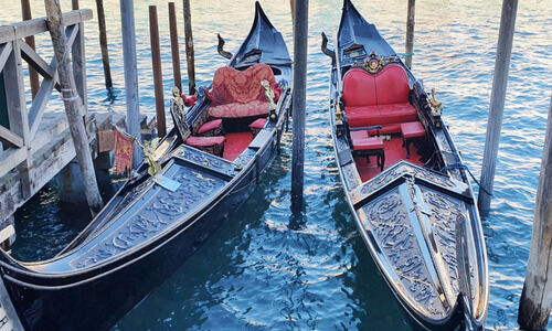 കണ്ടറിയുക തന്നെ വേണം വെനീസിലെ ഗോണ്ടോള യാത്രകൾ...