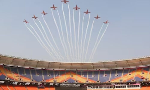 ഫൈനൽ കാണാൻ മോദിയെത്തും; സൂര്യകിരൺ ടീമിന്‍റെ വ്യോമാഭ്യാസവും