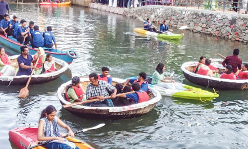 വാഴൂരിൽ നക്ഷത്ര ജലോത്സവത്തിന് ആവേശത്തുടക്കം