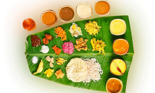 ഒ​രു തെ​ക്കു​വ​ട​ക്ക​ൻ ഓ​ണ​സ​ദ്യ​വി​ശേ​ഷം