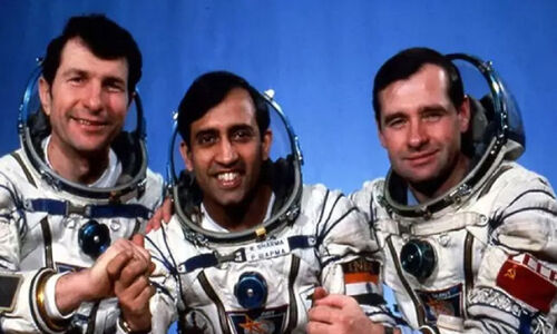 അന്ന് രാകേഷ് ഇന്ത്യയെക്കണ്ടു; ഇന്ന് ശുഭാൻഷു വീണ്ടും