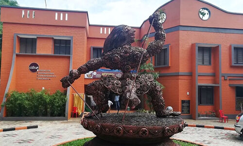 വി​ശ്വാ​സ്യ​ത ന​ഷ്ട​പ്പെ​ട്ടാ​ല്‍ ച​ല​ച്ചി​ത്ര പു​ര​സ്കാ​ര​ങ്ങ​ള്‍ക്ക്   പി​ന്നെ​യെ​ന്ത് പ്ര​സ​ക്തി?