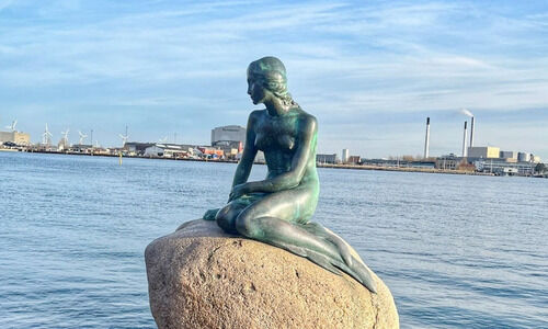 ശിൽപചാതുരിയുടെ കാഴ്ചാനുഭവമായി കോപ്പന്‍ഹേഗനിലെ ലിറ്റില്‍ മെര്‍മെയ്ഡ്