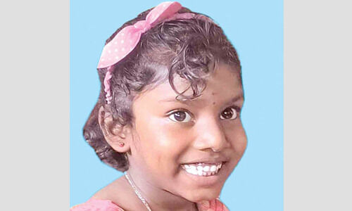 അണലി കടിച്ചത് അറിഞ്ഞില്ല, ഒന്നാം ക്ലാസ് വിദ്യാർഥിനി മരിച്ചു അണലി കടിച്ചത് അറിഞ്ഞില്ല, ഒന്നാം ക്ലാസ് വിദ്യാർഥിനി മരിച്ചു