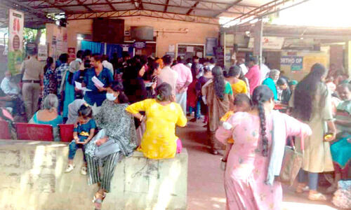 ജനറല്‍ ആശുപത്രി; ഒ.പി ടിക്കറ്റിനായി രോഗികൾ കാത്തുനിന്ന്​ വലയുന്നു