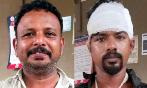 ഡോക്ടർക്കുനേരെ കൈയേറ്റശ്രമം; രണ്ടുപേർ അറസ്റ്റിൽ ഡോക്ടർക്കുനേരെ കൈയേറ്റശ്രമം; രണ്ടുപേർ അറസ്റ്റിൽ