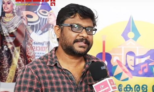 കലോത്സവം പഴയ ഓർമകൾ ഉണർത്തുന്നുവെന്ന് നിധീഷ് നടേരി