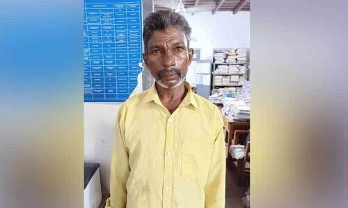 വഴിത്തർക്കം; അയൽവാസിയെ വെട്ടിപ്പരിക്കേൽപ്പിച്ചയാൾ അറസ്റ്റിൽ വഴിത്തർക്കം; അയൽവാസിയെ വെട്ടിപ്പരിക്കേൽപ്പിച്ചയാൾ അറസ്റ്റിൽ