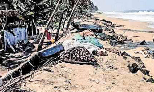 അരൂരിൽ തീരവാസികളിൽ ആശങ്കയുടെ തിരമാലകൾ