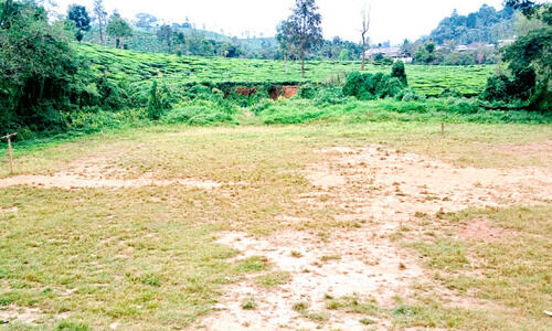 അവഗണനയുടെ ട്രാക്കിൽ മലയോര മേഖലയുടെ കളിക്കളം അവഗണനയുടെ ട്രാക്കിൽ മലയോര മേഖലയുടെ കളിക്കളം