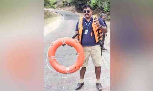 ആഴങ്ങളിൽ ജീവന്​ കാവലായി ഒരാൾ