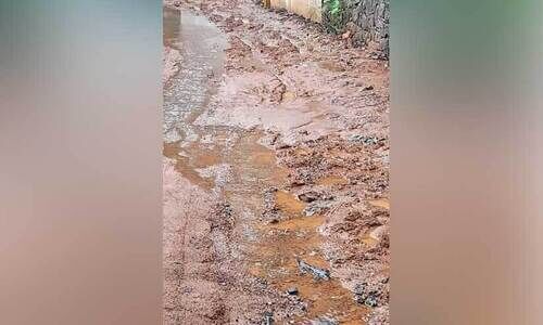 ഉണ്ണികുളത്ത് വില്ലനായത് വാതക പൈപ്പ് ലൈനും ഉണ്ണികുളത്ത് വില്ലനായത് വാതക പൈപ്പ് ലൈനും