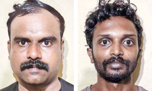 കുറുവയിൽ 75 ഗ്രാം എം.ഡി.എം.എയുമായി രണ്ടുപേർ അറസ്റ്റിൽ കുറുവയിൽ 75 ഗ്രാം എം.ഡി.എം.എയുമായി രണ്ടുപേർ അറസ്റ്റിൽ