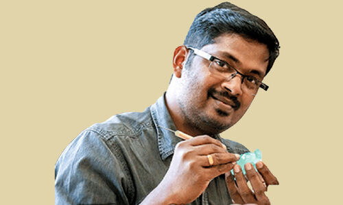 സോപ്പിൽ വിസ്മയം തീർത്ത് ബിജു സോപ്പിൽ വിസ്മയം തീർത്ത് ബിജു