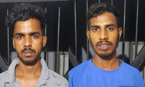 കഞ്ചാവ് കൈവശം വെച്ചതിന് രണ്ട് ഇതര സംസ്ഥാന തൊഴിലാളികൾ അറസ്റ്റിൽ