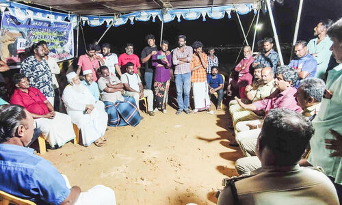 പൊഴി പൂർണമായി മുറിക്കാൻ ധാരണ പൊഴി പൂർണമായി മുറിക്കാൻ ധാരണ