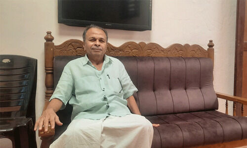 റസാക്കിന്റെ പരീക്ഷകൾ