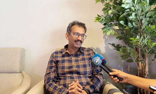 പ്രവാസികൾക്കും അവരുടെ കുടുംബാംഗങ്ങൾക്കും സമഗ്ര ആരോഗ്യ ഇൻഷുറൻസ് പദ്ധതി നടപ്പാക്കും- നോർക്ക സി.ഇ.ഒ