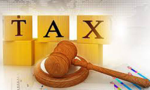 ഭൂനികുതി കുത്തനെ കൂട്ടി, ഇലക്ട്രിക് കാറുകൾക്കും വില വർധിക്കും, 15 വർഷം കഴിഞ്ഞ വാഹനങ്ങളുടെ നികുതിയും ഉയരും