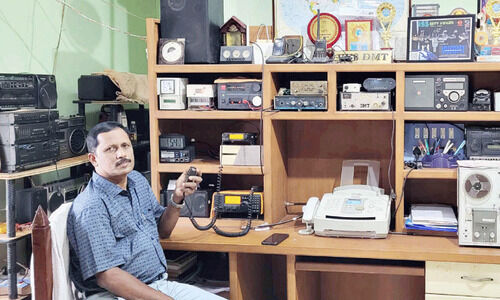 ഹാംറേഡിയോ വിനോദവുമായി ഡെമാന്‍സ്റ്റന്‍